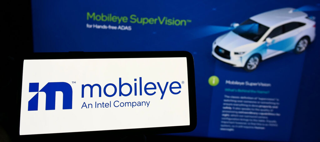 Ordi Cam telemetrie vehiculaire 03 1024x455 - Preventing Accidents with Mobileye: Your Partner in Collision Avoidance